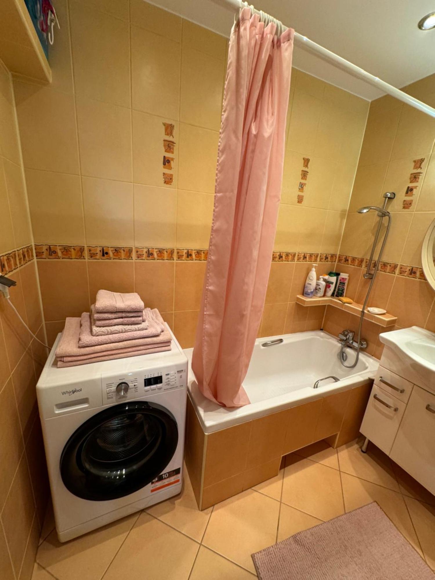Wygodny Apartament Dla Rodziny 3-5 Osobowej Apartment *